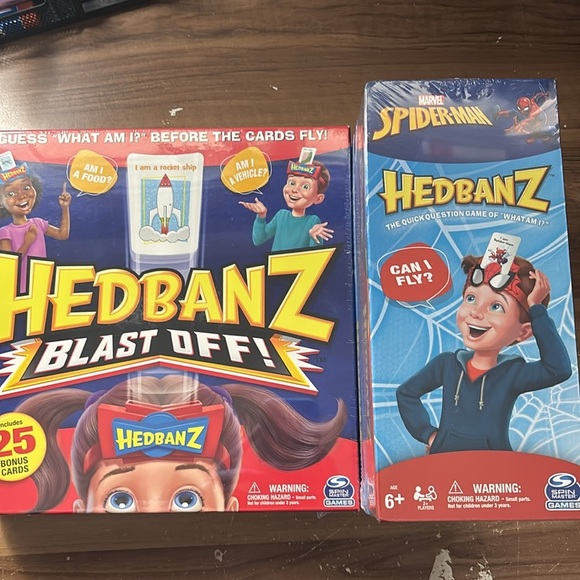 NEW Hedbanz Blast Off and 3-Set Expansion Pack - Picture 5 of 5